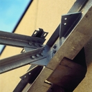 Particolare connessione aggancio capriata